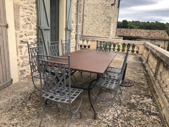 Chateau De Paulignan Trausse Luaran gambar